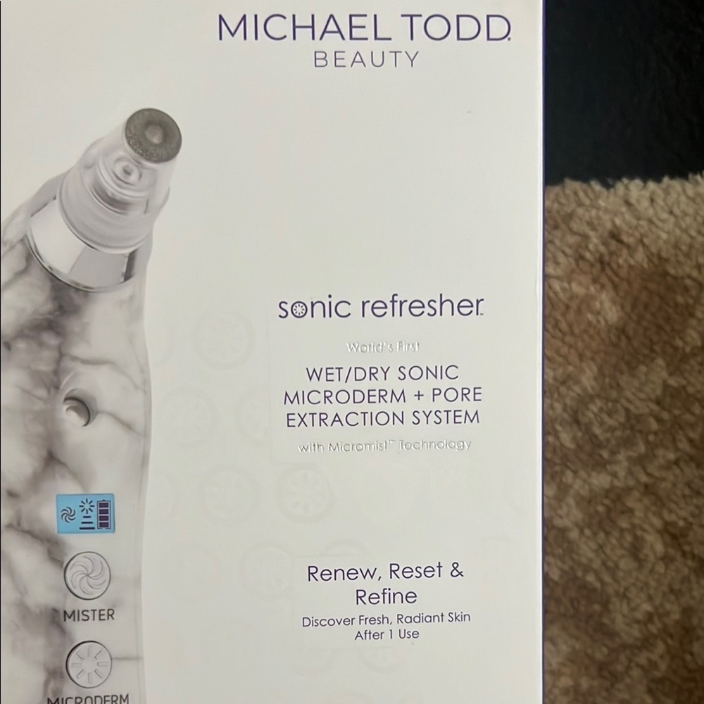 Sonic Refresher Skincare Tool - White Marble - Picture 4 of 4